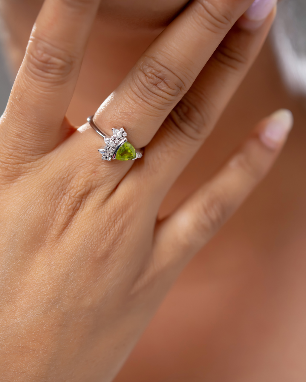 Peridot Bloom Ring – Natural Peridot & White Topaz in 925 Sterling Silver