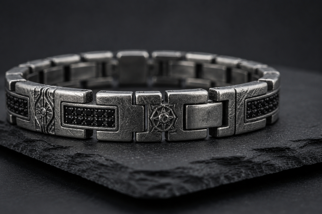 Clasp detail of Praise Jewels Meteor Bracelet in oxidized sterling silver