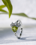 Peridot Bloom Ring – Natural Peridot in 925 Sterling Silver - Praise Jewels ring